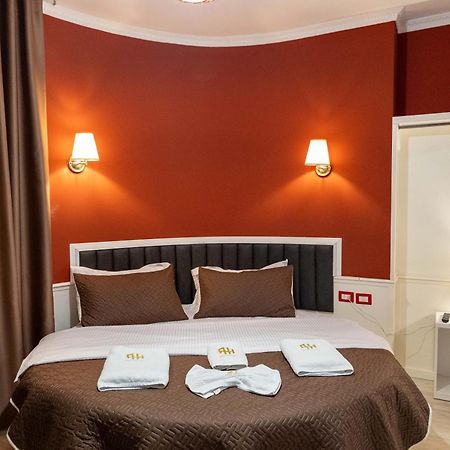 Hotel Aria Тирана Екстериор снимка