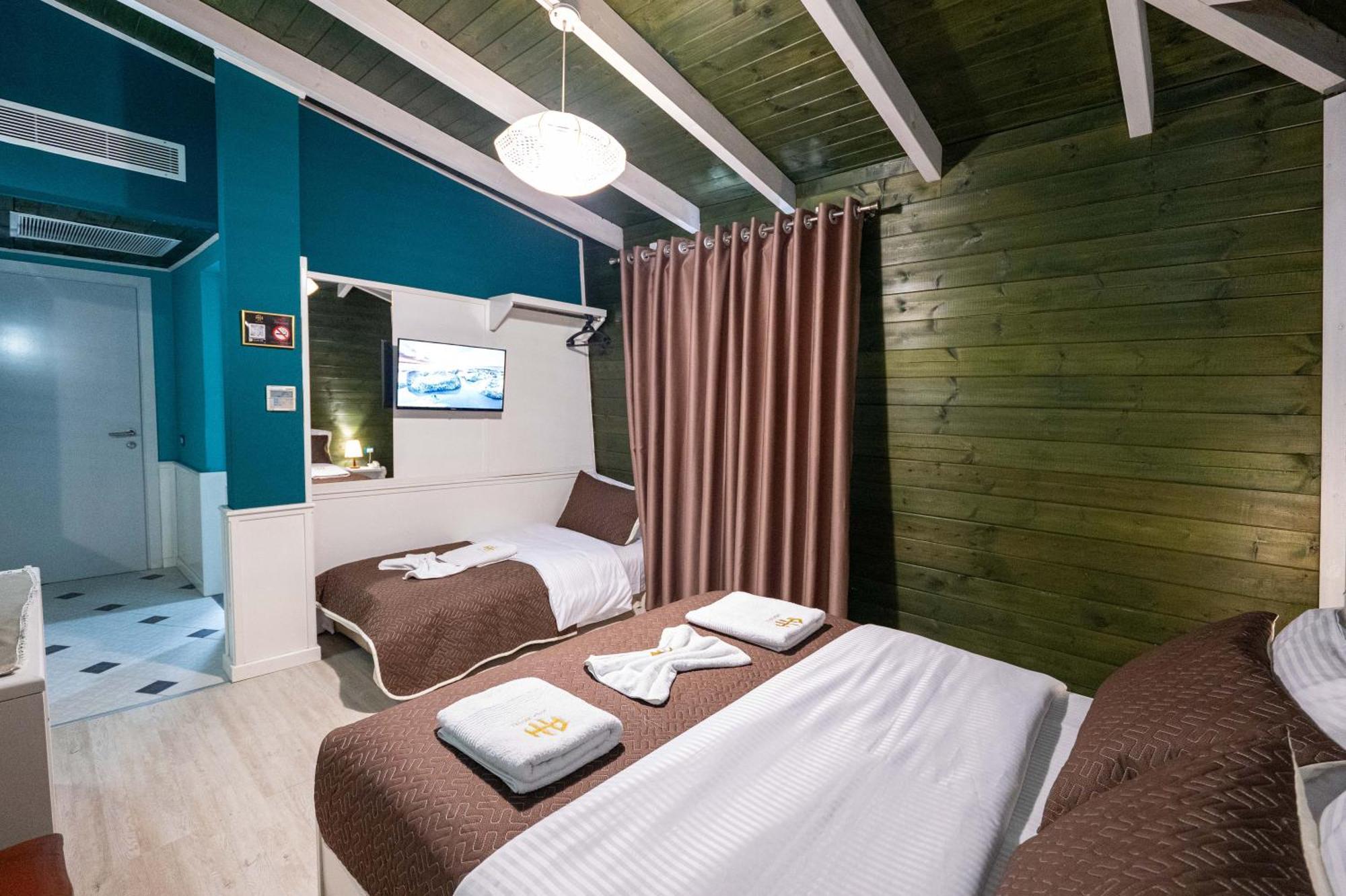 Hotel Aria Тирана Екстериор снимка