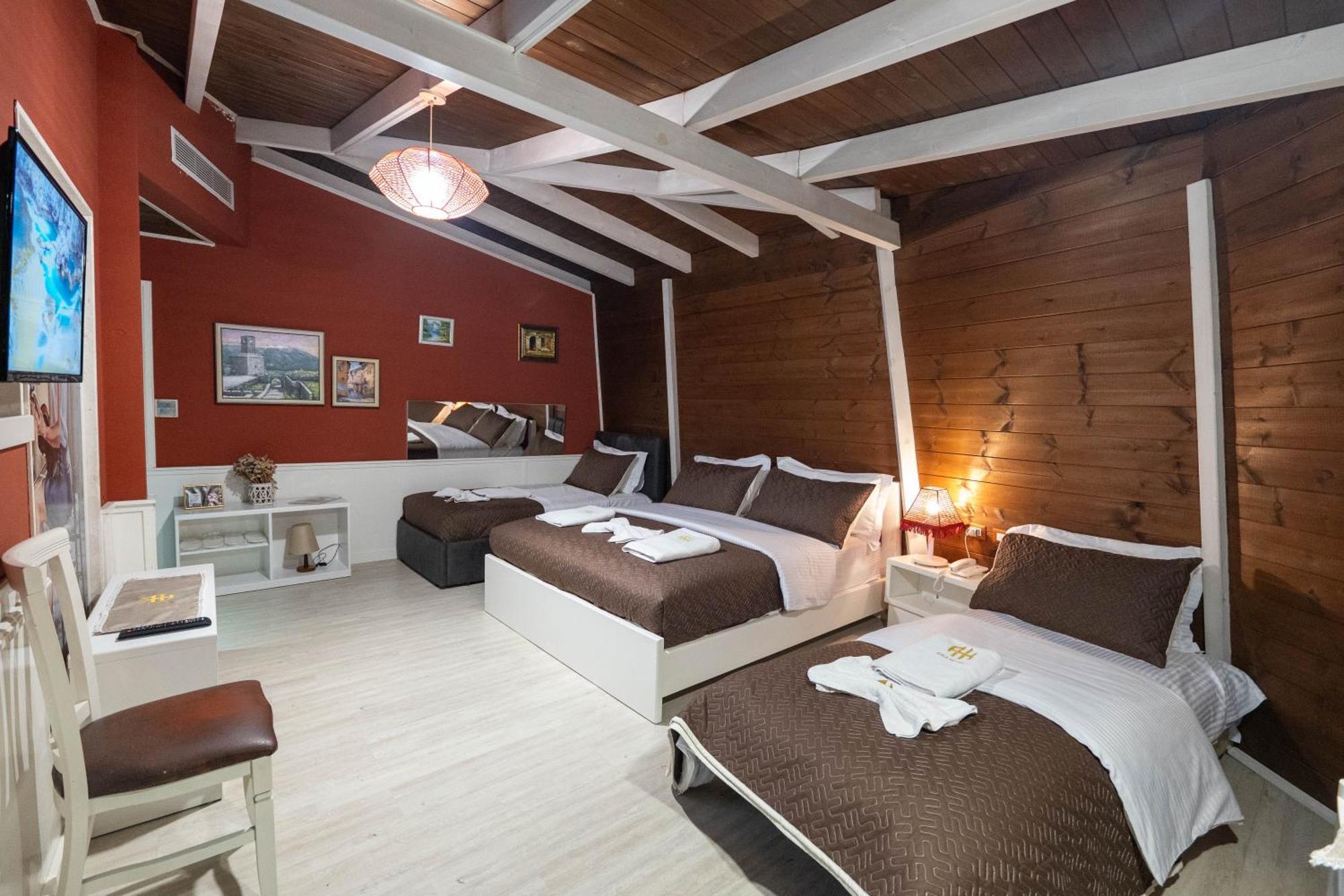 Hotel Aria Тирана Екстериор снимка