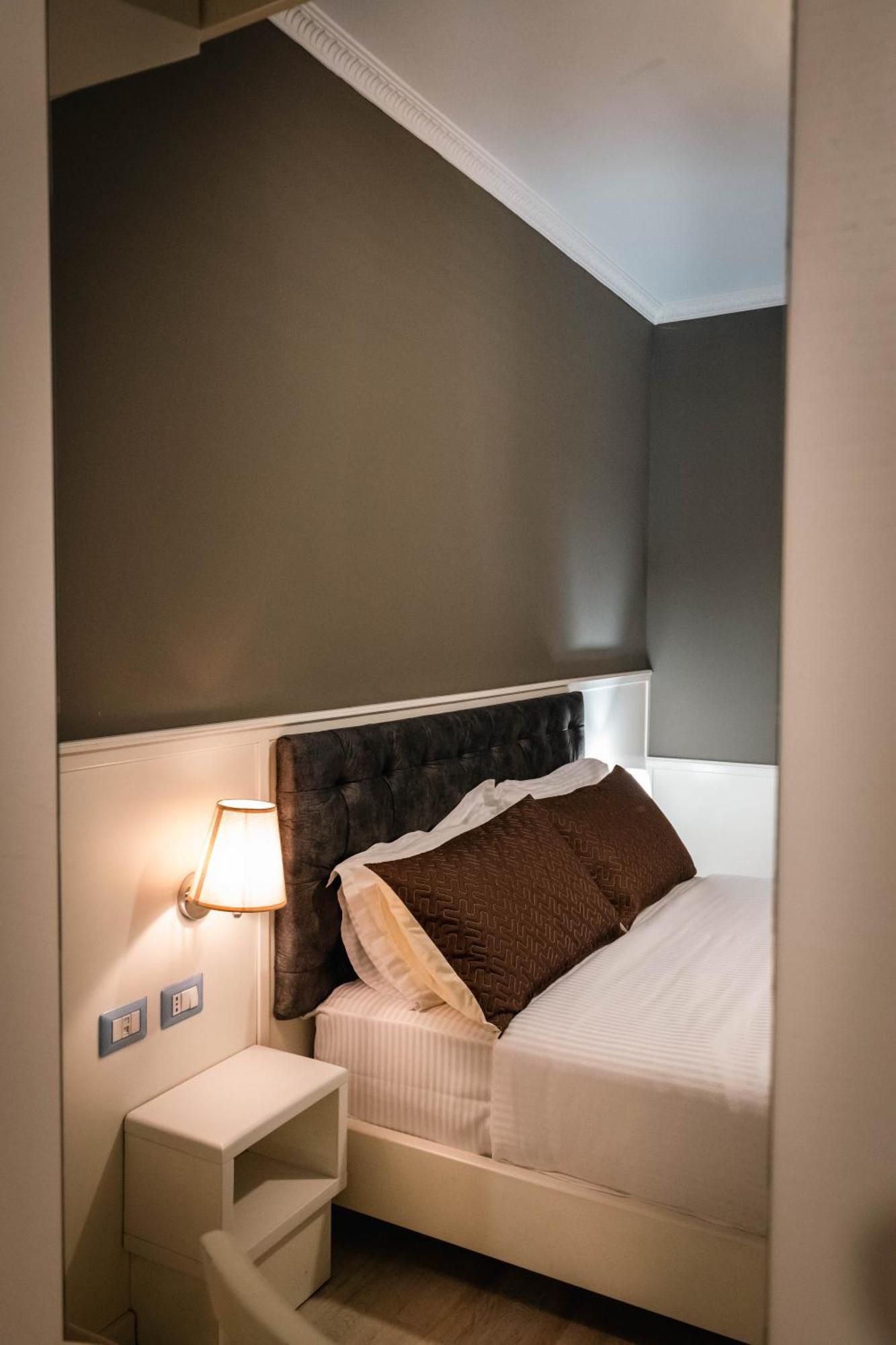 Hotel Aria Тирана Екстериор снимка