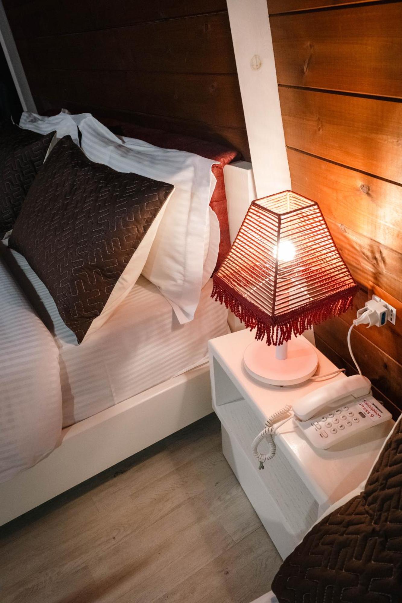 Hotel Aria Тирана Екстериор снимка