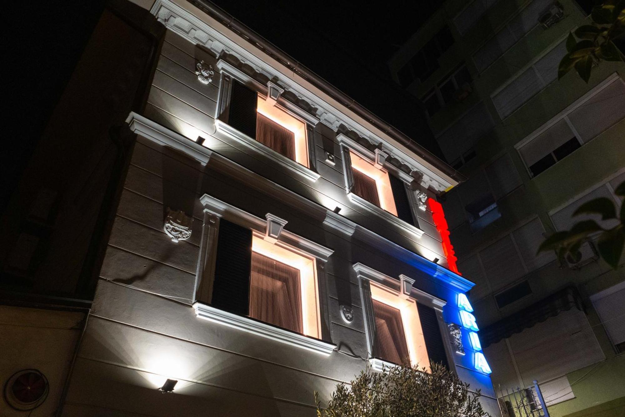 Hotel Aria Тирана Екстериор снимка