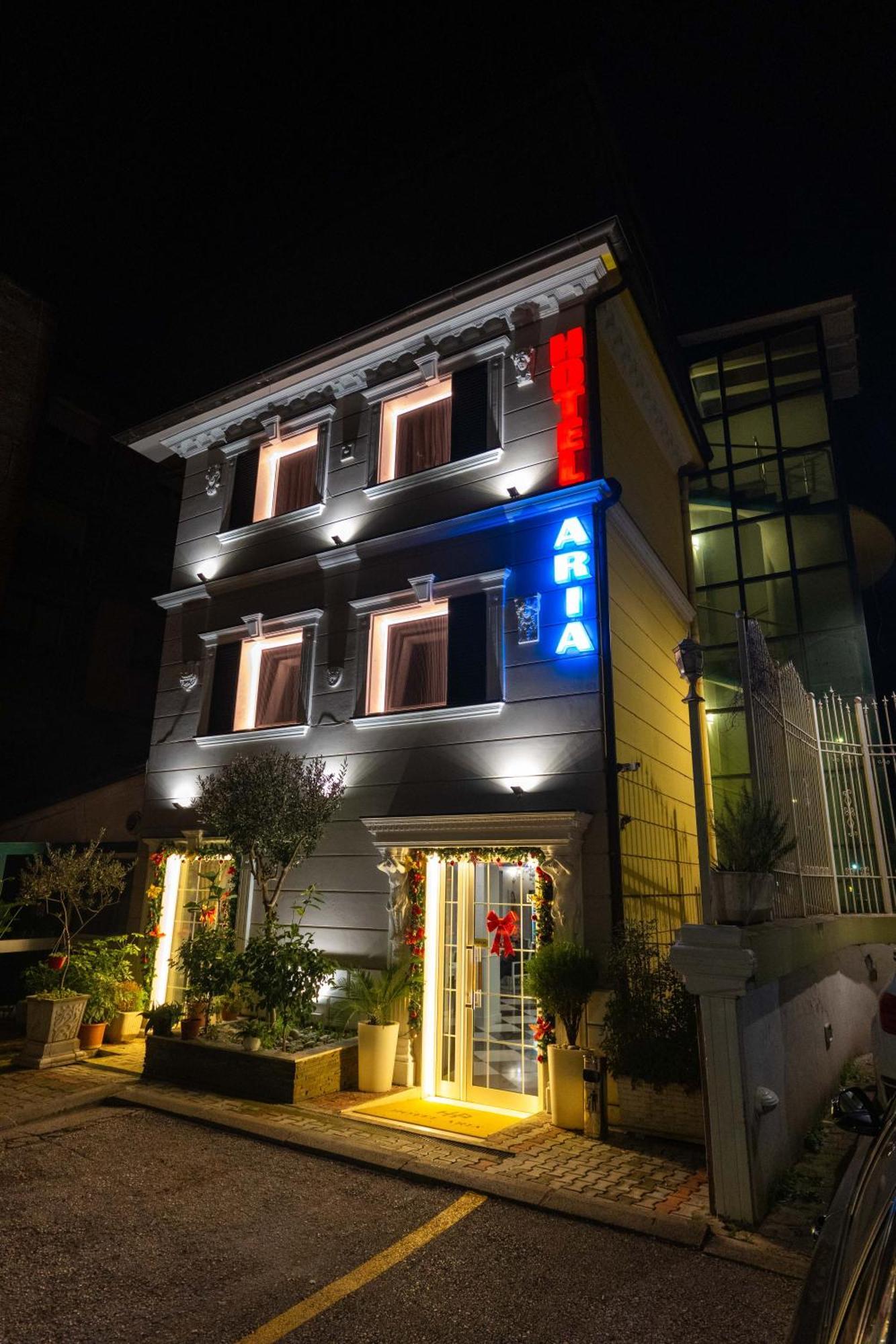 Hotel Aria Тирана Екстериор снимка
